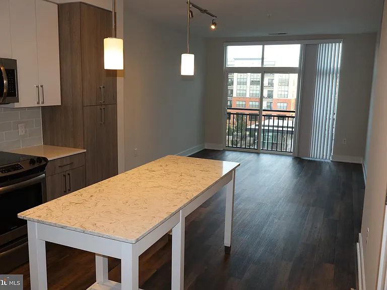 145 Riverhaven Dr #445 — Photo 3