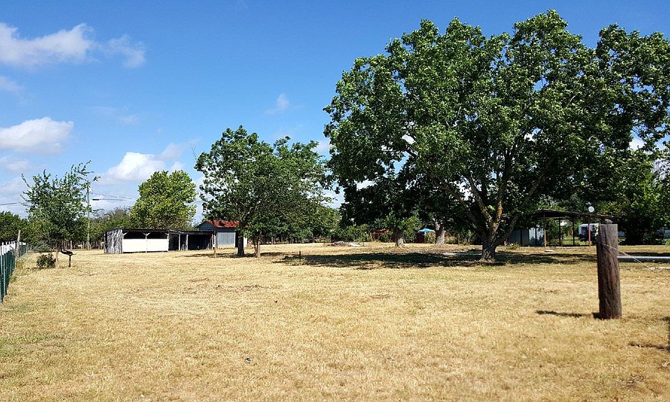 2nd image of 308 Boardwalk Dr