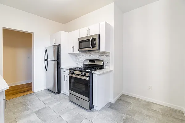 Rented by MNS | media 3