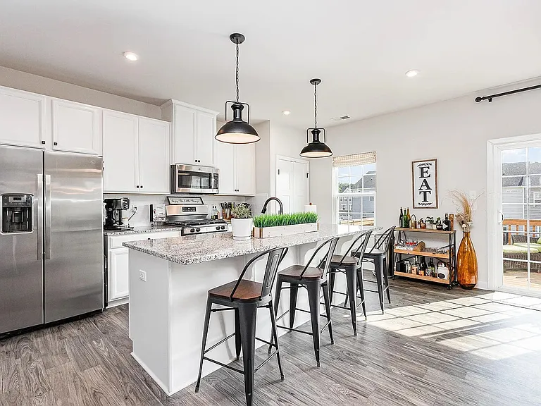 235 Misty Pike Dr — Photo 5