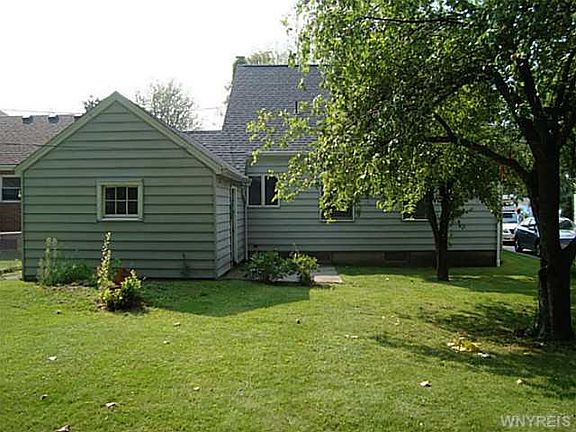5th image of 57 Garland Dr