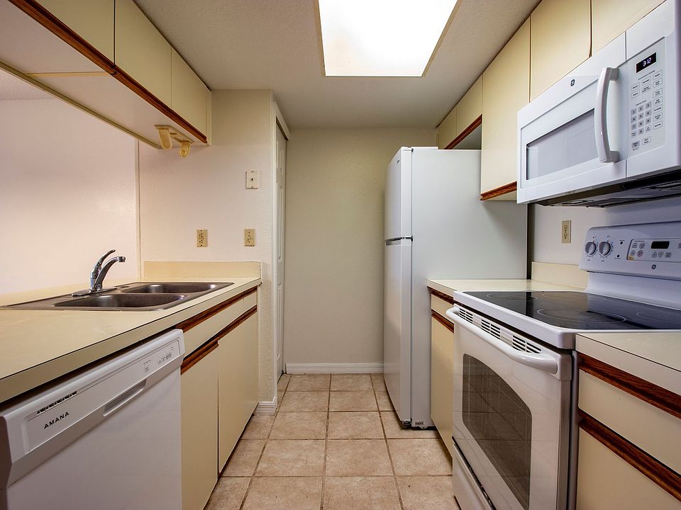 1st image of 2717 N Poinciana Blvd