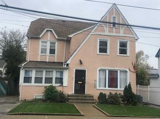 190-16 Dormans Rd, Saint Albans, NY 11412