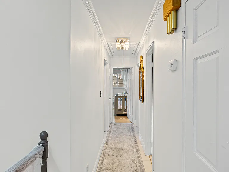 18 South Dr — Photo 10