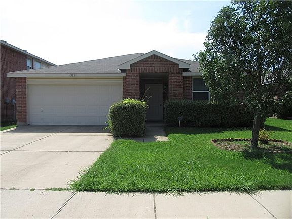 3rd image of 16513 Woodside Dr
