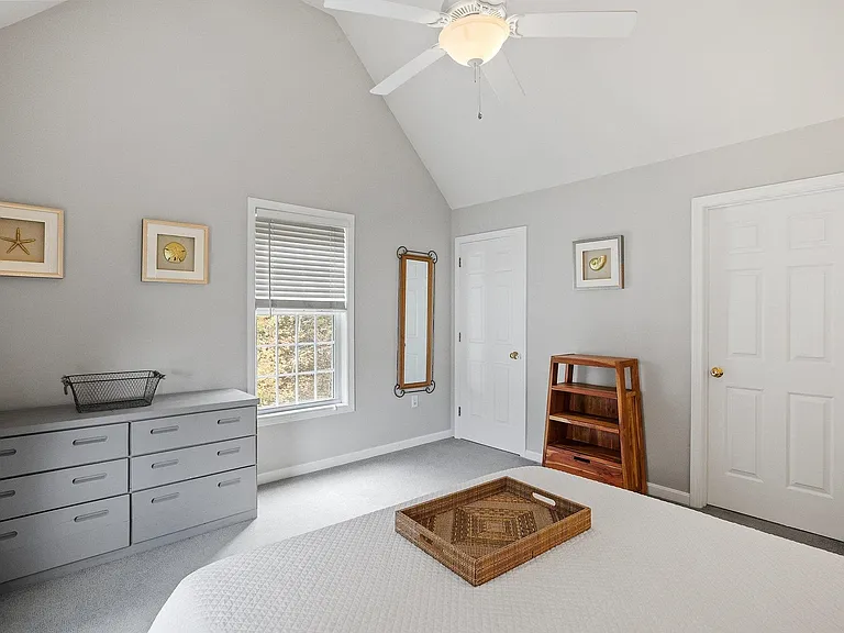 131 Forest Hill Way — Photo 33