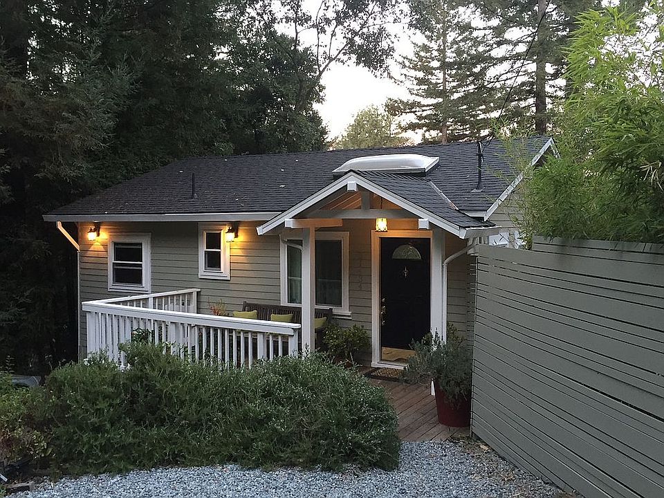 1st image of 21434 Geraldine Ct