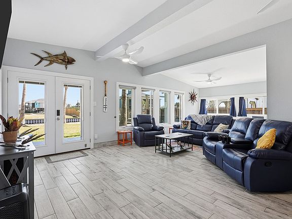 4th image of 129 Copano Cove Rd