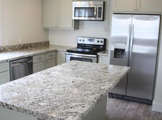 1624 Sealy St #101, Galveston, TX 77550