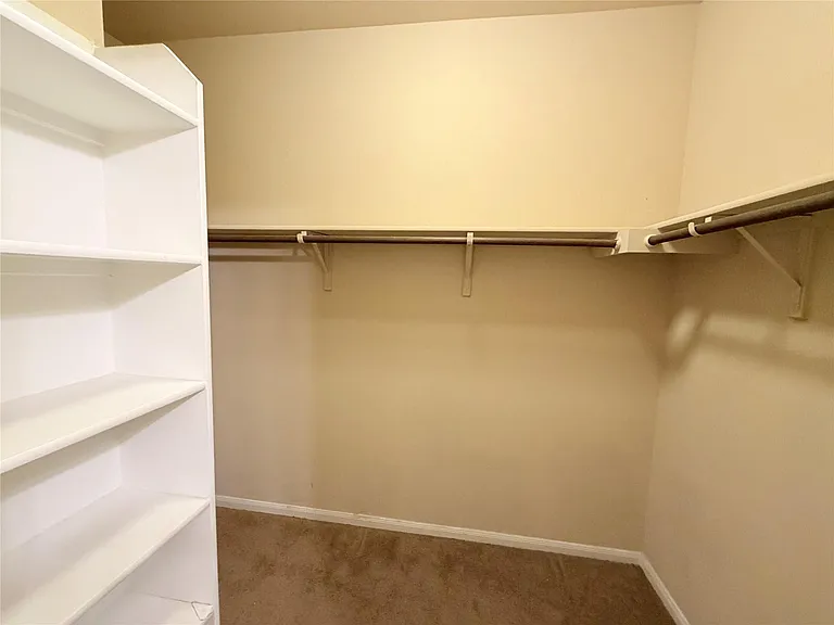 225 Cibolo Creek Dr — Photo 20