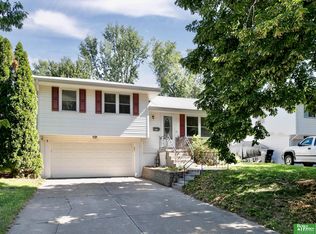 12164 Sandra Ln, Omaha, NE 68137