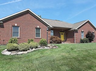 2633 Briarcliff Dr, Newburgh, IN 47630