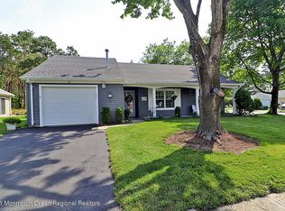 13 Surrey Ct, Forked River, NJ 08731
