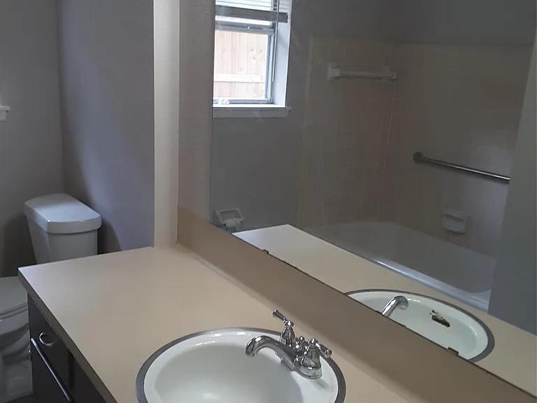18521 Railroad Ave — Photo 21