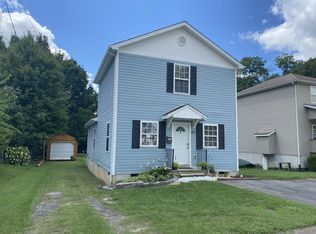 807 W Hillcrest Dr, Johnson City, TN 37604