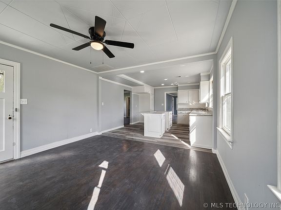 4th image of 505 N Weenonah Ave