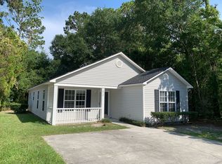 217 Charter Dr, Wilmington, NC 28403