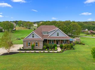 1004 Caballo Trl, Gallatin, TN 37066