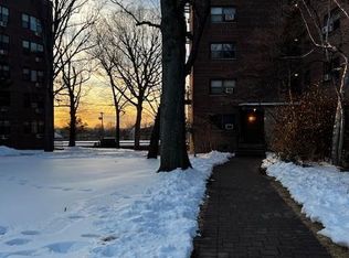 3021 Edwin Ave APT 1J, Fort Lee, NJ 07024