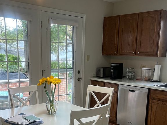 3rd image of 8574 Pearson Dr