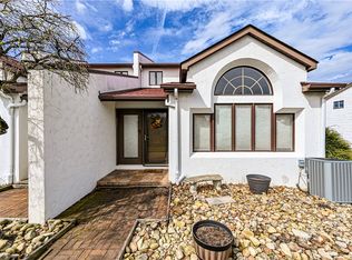 501 Casa Vita Dr, Greensburg, PA 15601