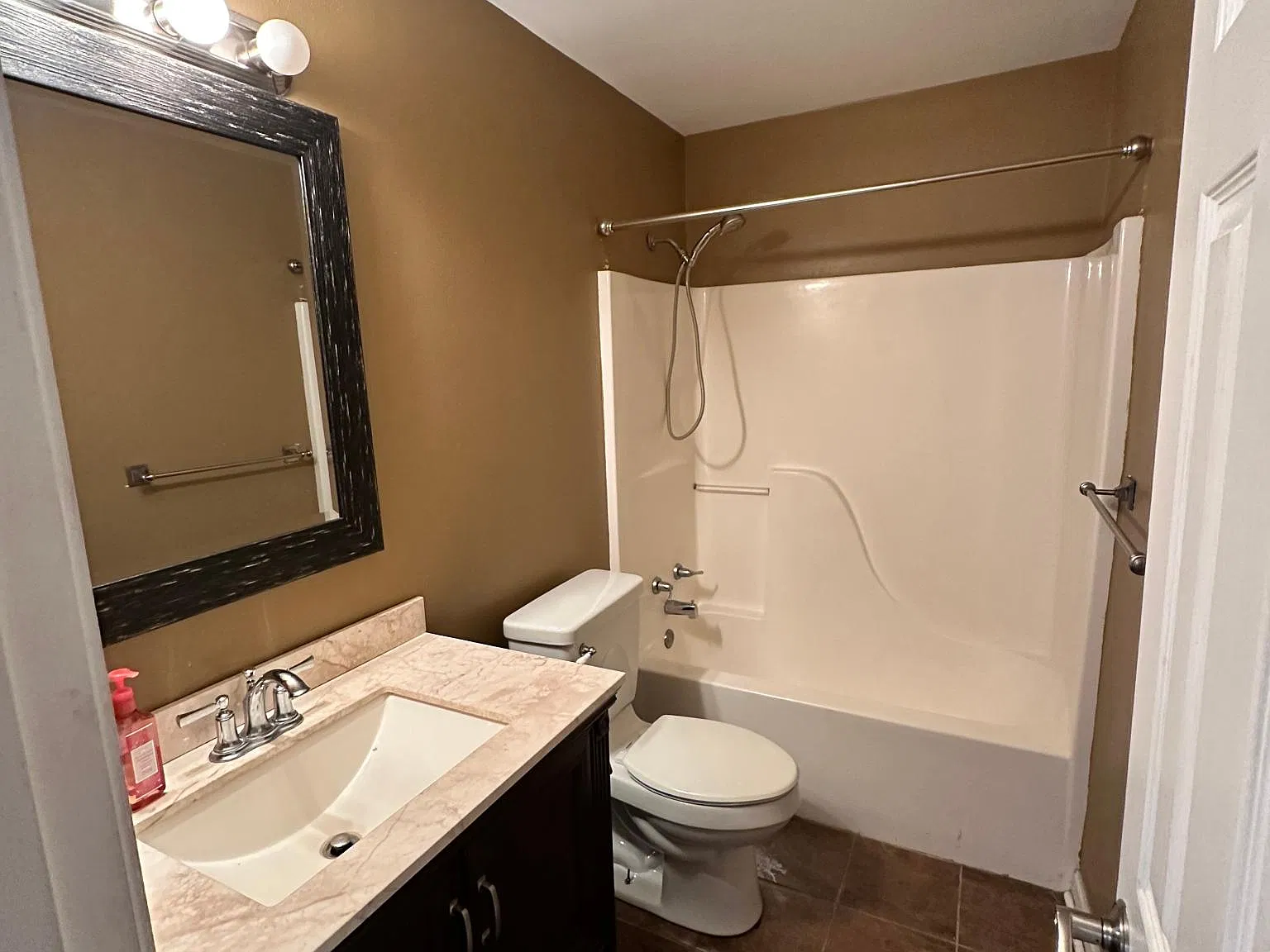 3 bed, 1540 sqft, $1,700 — Photo 3