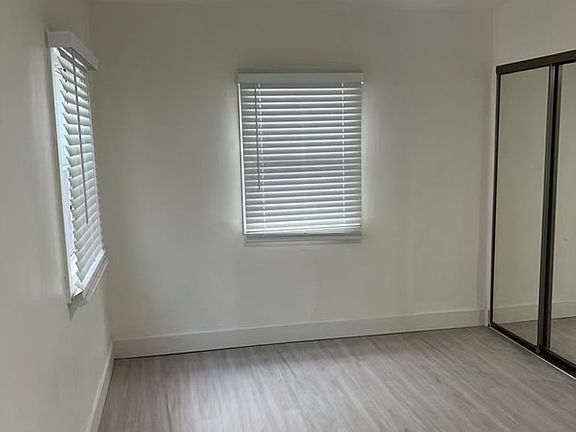 3rd image of 3731 Glendon Ave #3733-1/2
