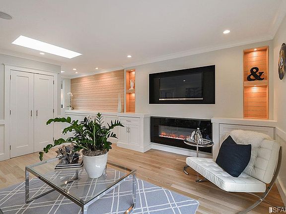 4th image of 146 Brewster St