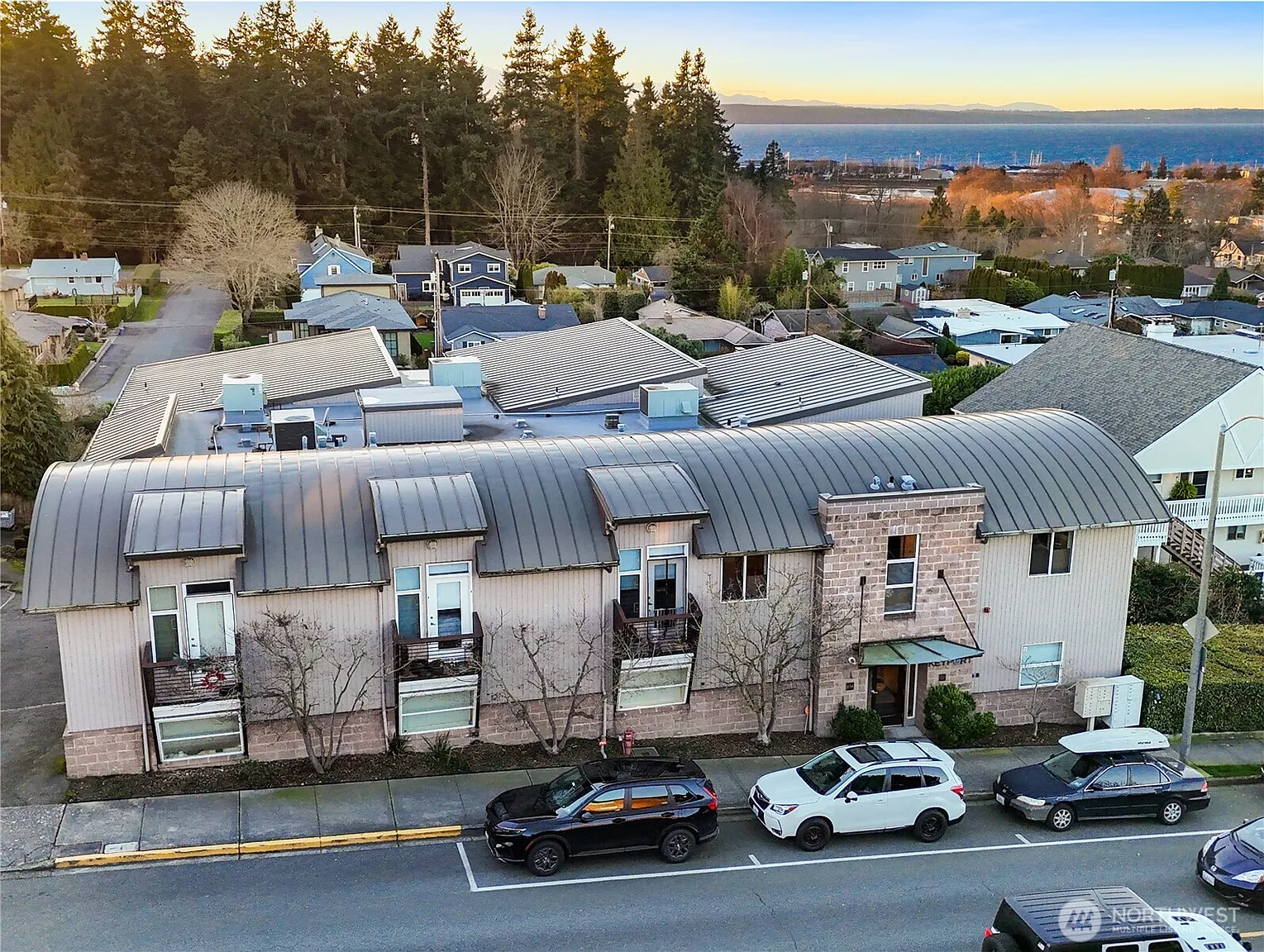 654 5th Avenue S #404 photo 1