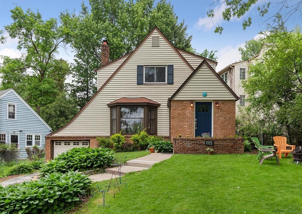 1st image of 1115 Gordon Ave