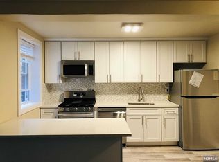 2345 Linwood Ave APT 3A, Fort Lee, NJ 07024