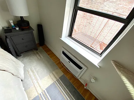 Rented by Corcoran | media 7