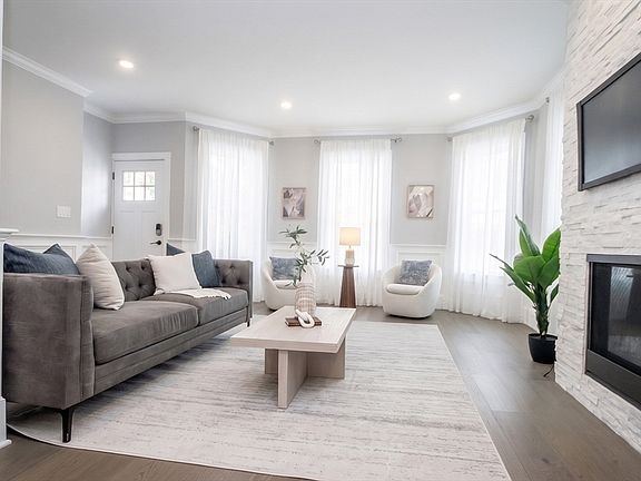 5th image of 84 Flint St #1