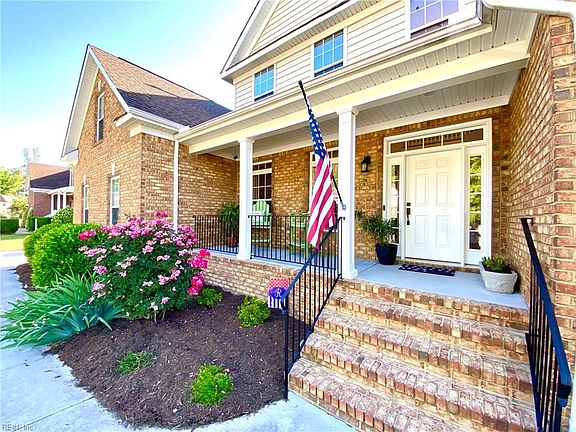 Front door entry way
