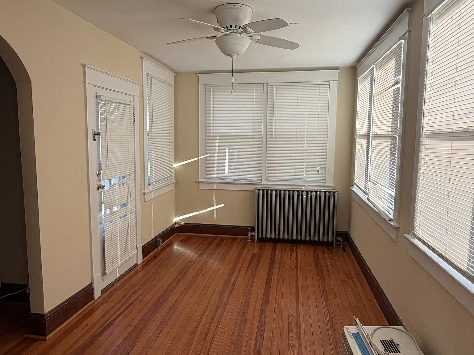 405 Lee Pl — Photo 4