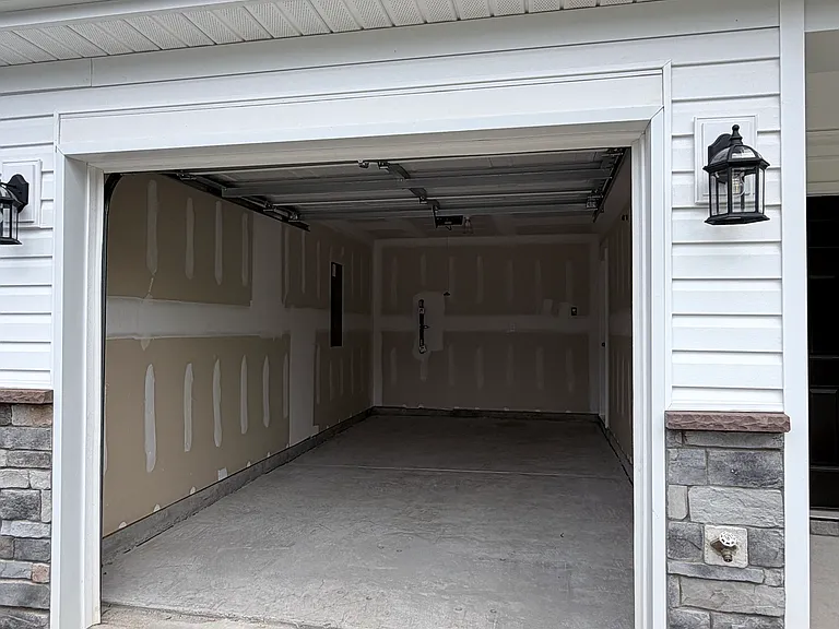 100 Luzu Way — Photo 17