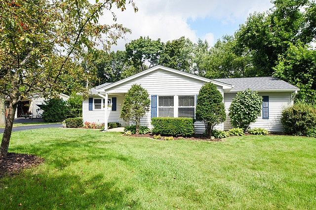 1st image of 36527 N Grandwood Dr