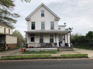 32 W Barber Ave, Woodbury, NJ 08096