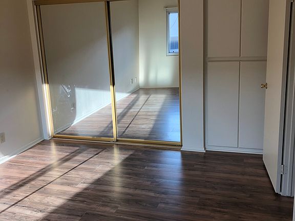 2nd image of 8733 Ramsgate Ave APT 4