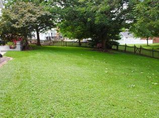 205 Hickory Rdg, Belleville, IL 62223