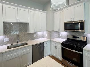 615 Northew St #E, Houston, TX 77091