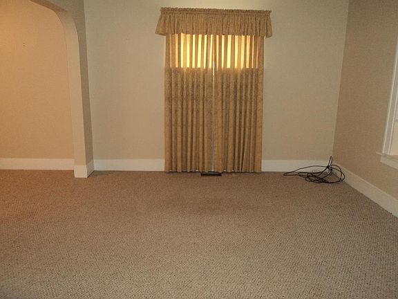 2nd image of 188 Lake St