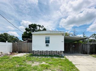 1938 Dixie Ln, Holiday, FL 34690