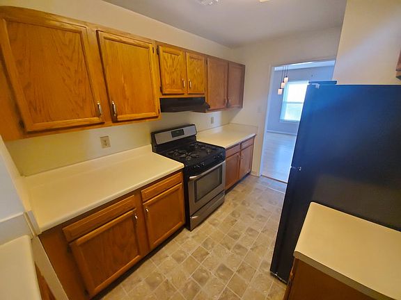 5th image of 3817 Ruslander Ct