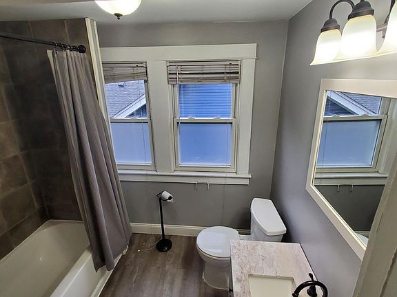 4th image of 307 S Laurel St APT C