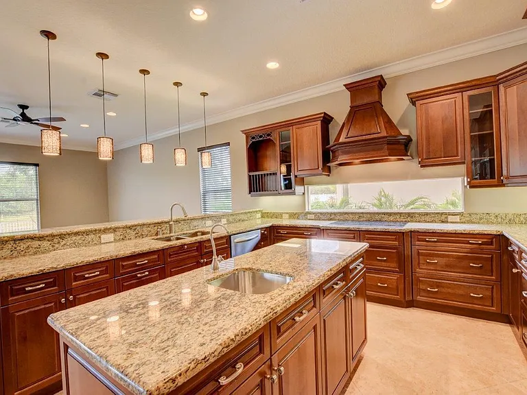 6669 Cobia Cir — Photo 19