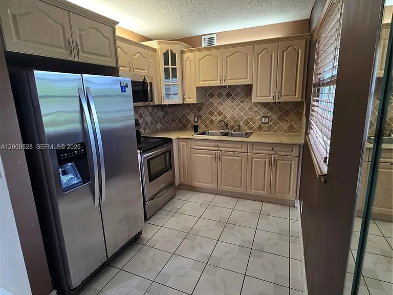 13500 SW 1st St #204U — Photo 5
