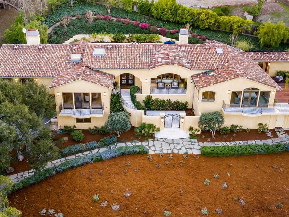 1st image of 26946 Dezahara Way