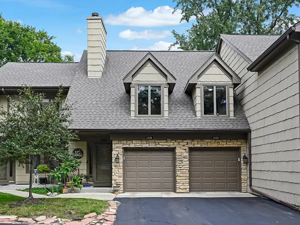 1128 Foxtail Ct #1128, Darien, IL 60561