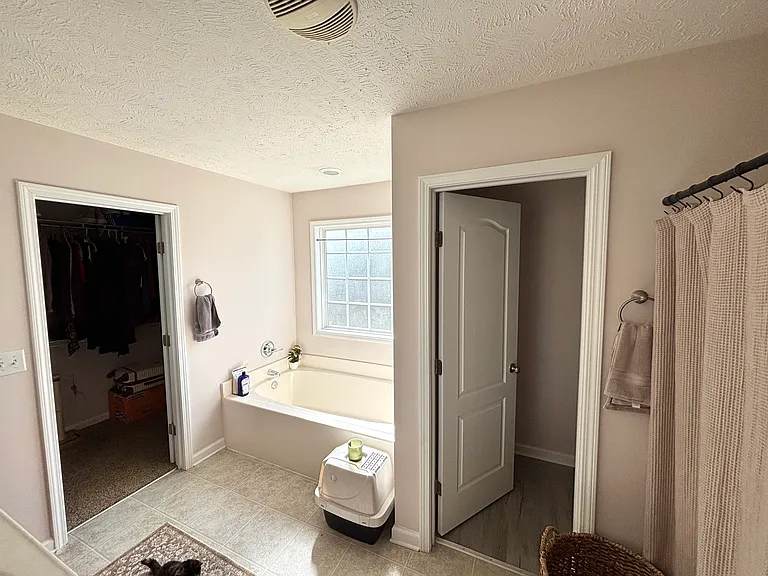 2513 Hunting Bow Dr — Photo 5
